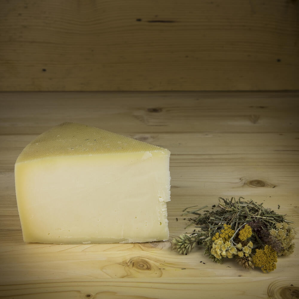 Almkäse mittelwürzig - ca. 300 g