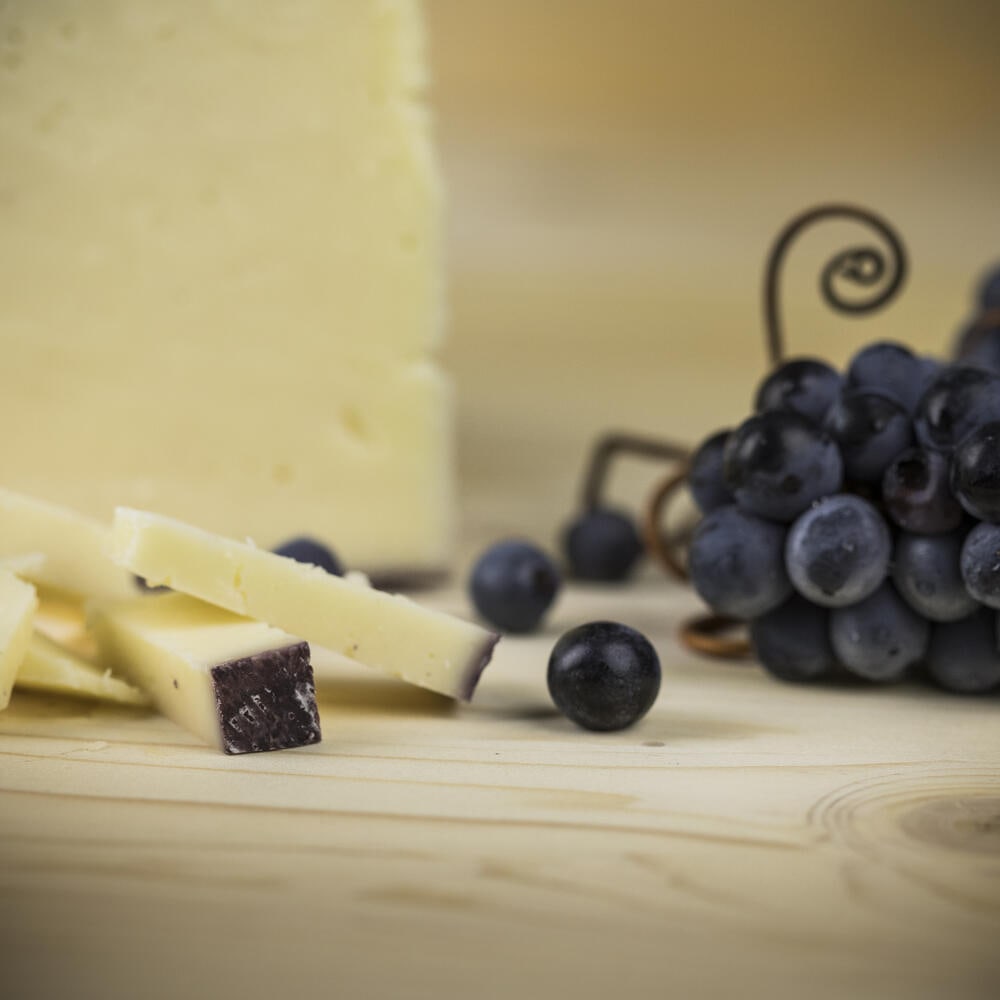 Weinkäse würzig - ca. 300 g