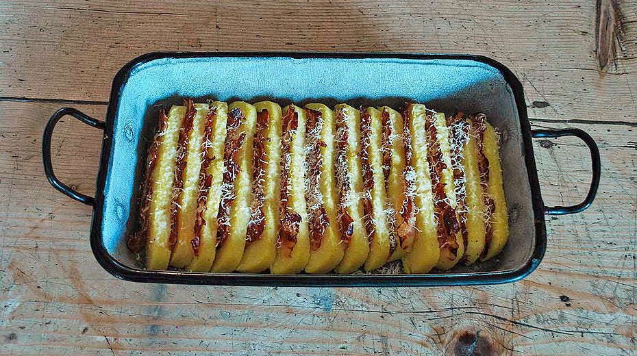Polenta, pancetta e formaggio