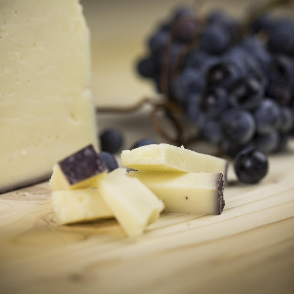 Weinkäse würzig - ca. 300 g