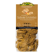Pasta all'uovo al pane croccante di segale
