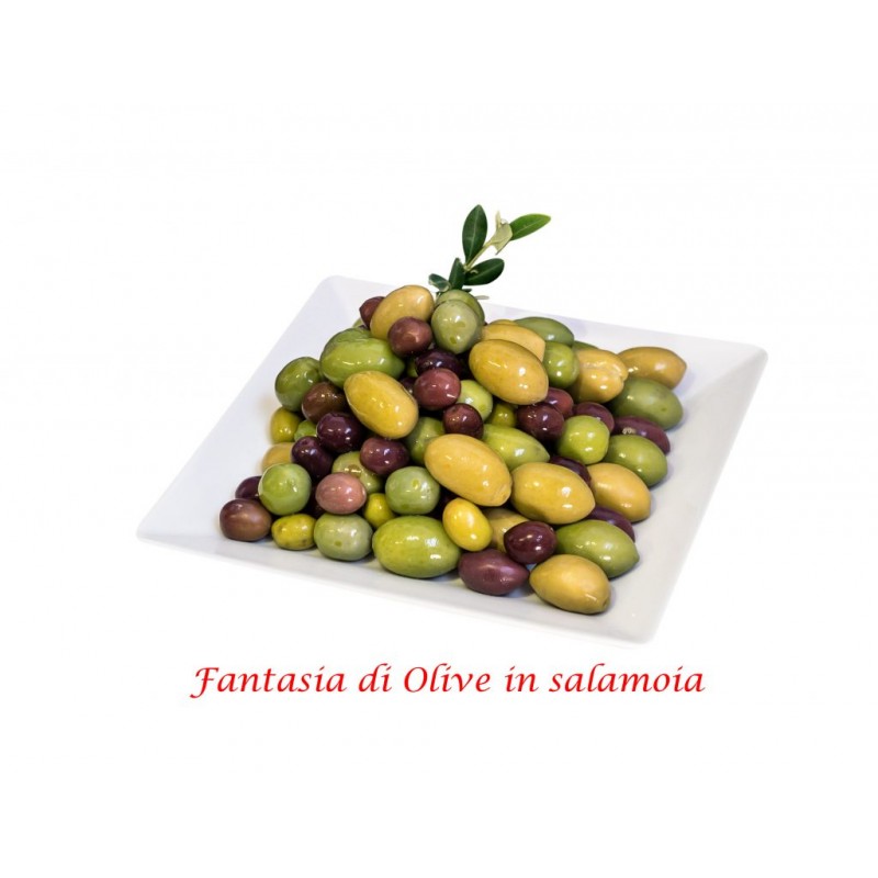 Kleine und große Oliven nach Bauernart
